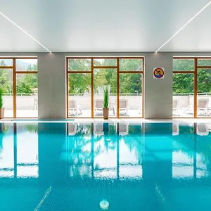 karkonoce-przytulny-apartament-w-centrum-basen-spa.szklarskaporebahotels.net/
