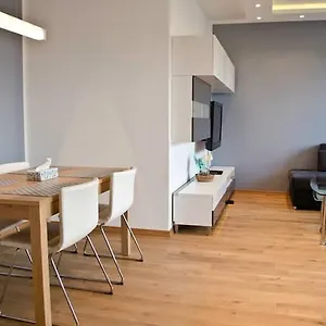 modern-functional-apartment-wwa.warsawhotelspoland.com/